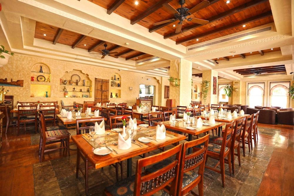 Delmon International Hotel Manama Zewnętrze zdjęcie