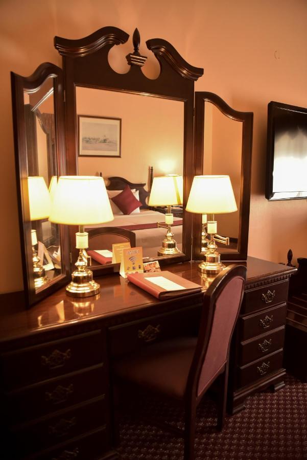 Delmon International Hotel Manama Zewnętrze zdjęcie