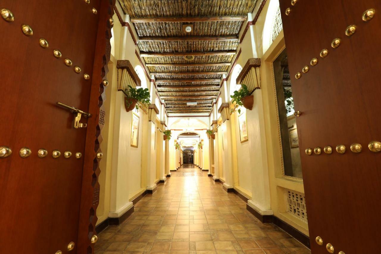 Delmon International Hotel Manama Zewnętrze zdjęcie