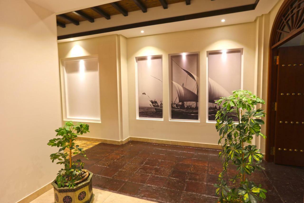 Delmon International Hotel Manama Zewnętrze zdjęcie