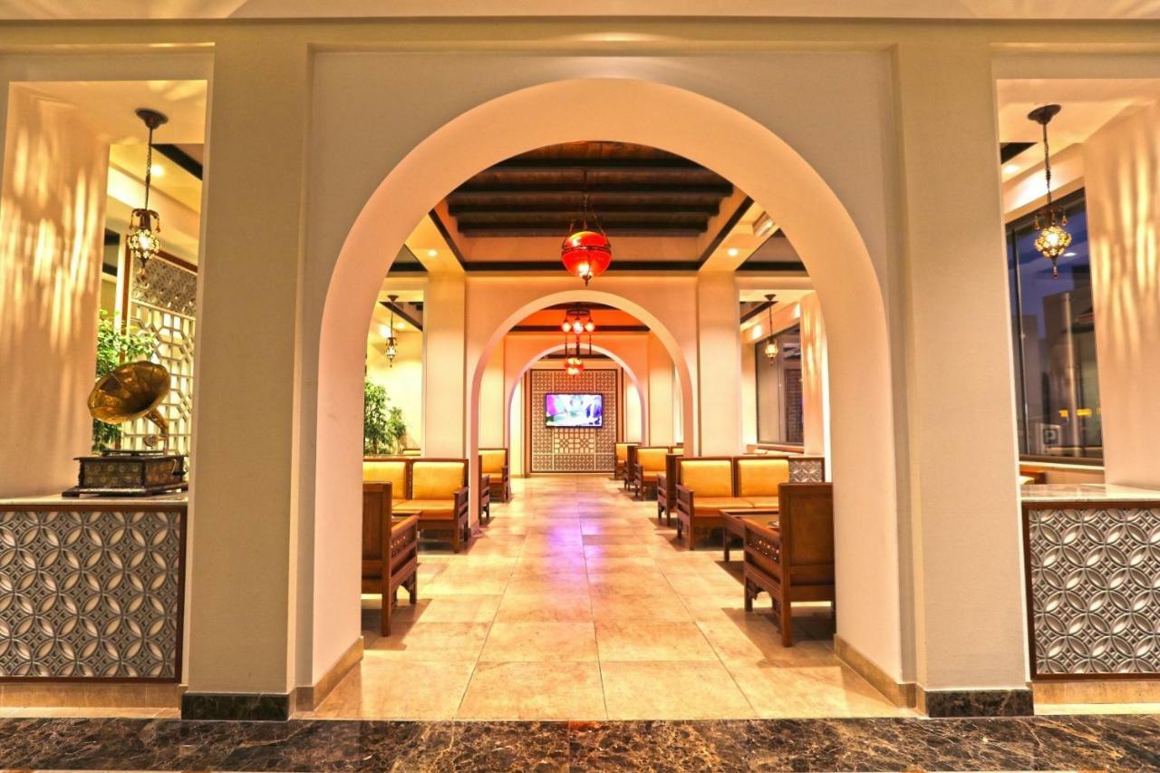 Delmon International Hotel Manama Zewnętrze zdjęcie